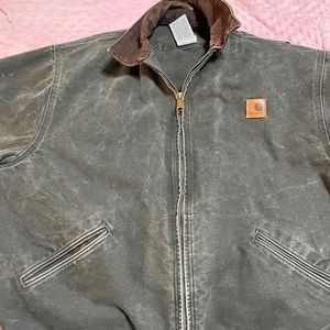 Men’s Carhartt jacket
